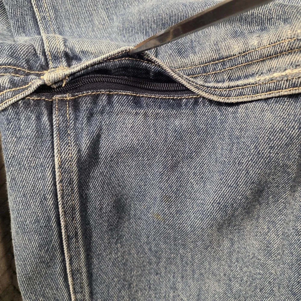 Vintage Bugle Boy Convertible Cargo Jeans Mens 32x28 Baggy Y2K Distressed Skater